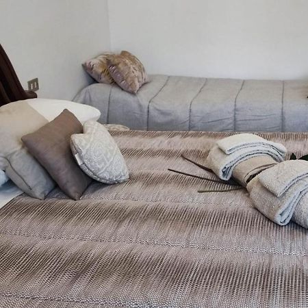 Bilo Lambro Apartment Milan Bagian luar foto