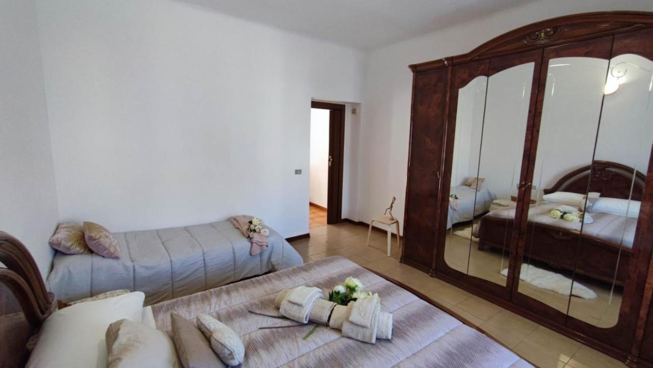 Bilo Lambro Apartment Milan Bagian luar foto